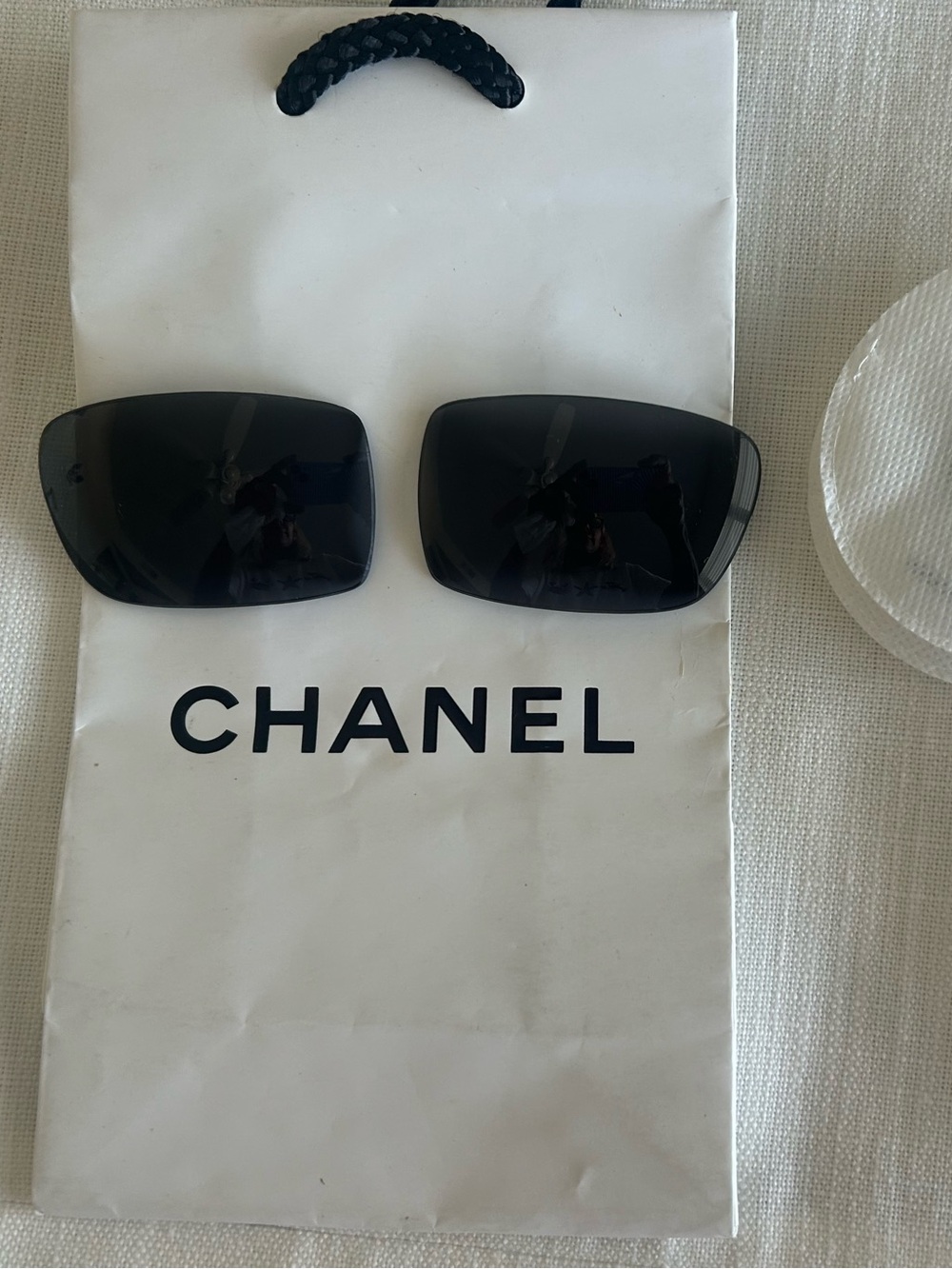CHANEL New Black Replacement Sunglass Lenses
For 5076-H Sunglasses.